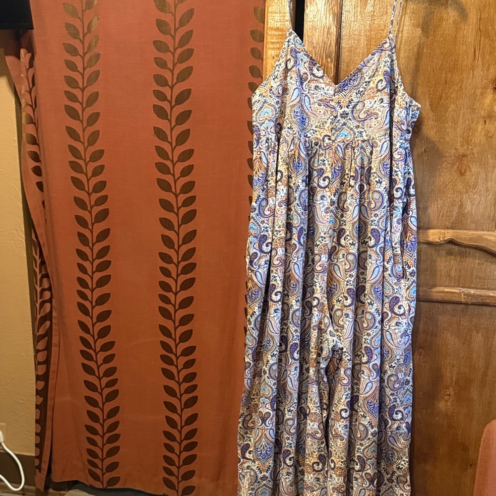 Chic Paisley Jumpsuit in Blue and Cream